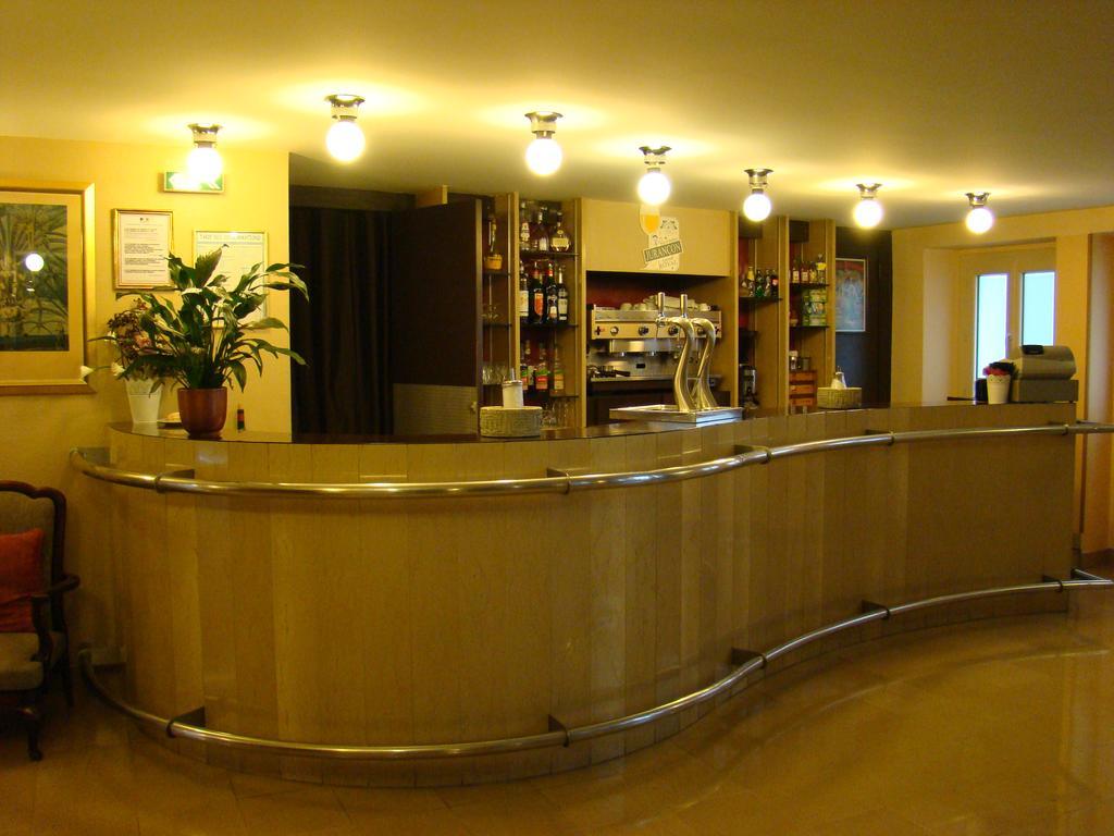 Hotel Saint Sebastien Lourdes Exterior foto