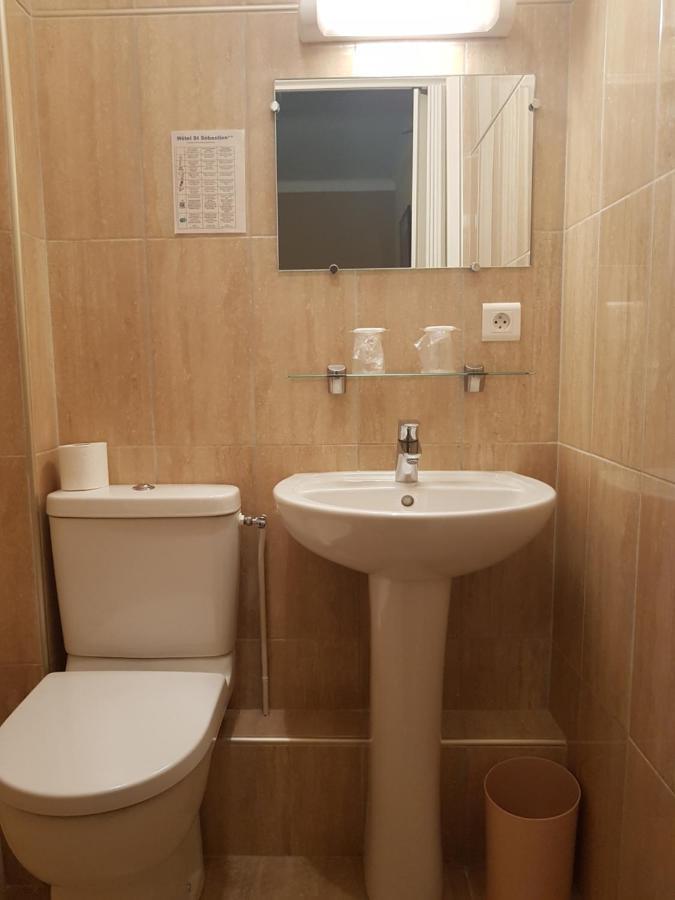 Hotel Saint Sebastien Lourdes Exterior foto